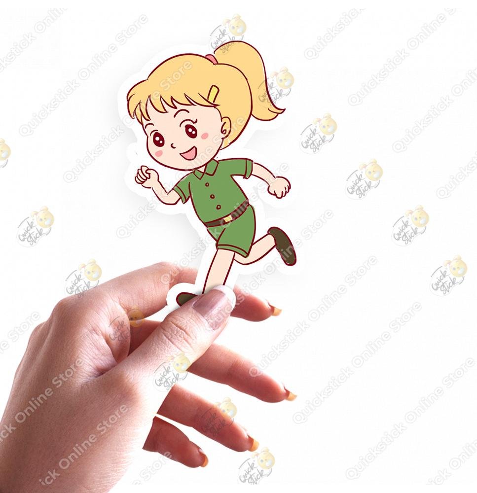 219 girl run - الصورة 1