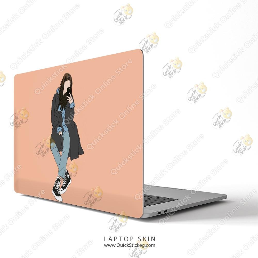 469 Girl taking photo - Image 1